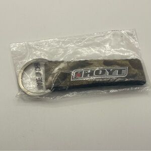 Hoyt Bowhunting Camouflage Keychain